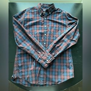 Slim Fit J Crew Button Down (L)